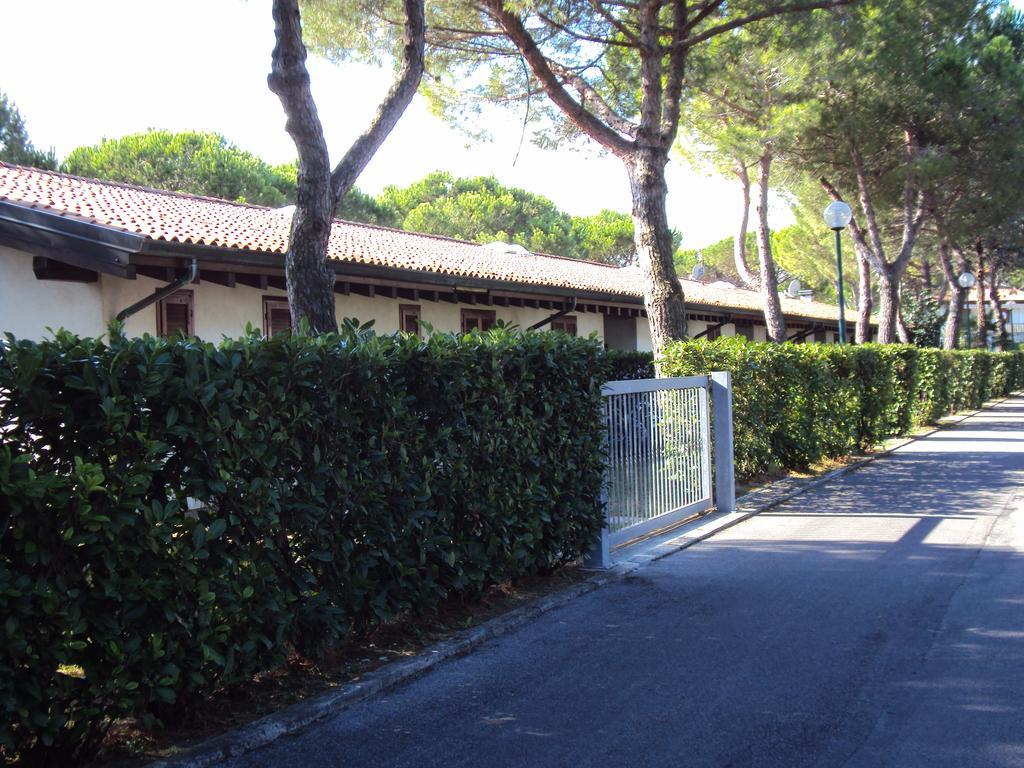 Villetta Corte Grande Villa Aprilia Marittima Luaran gambar