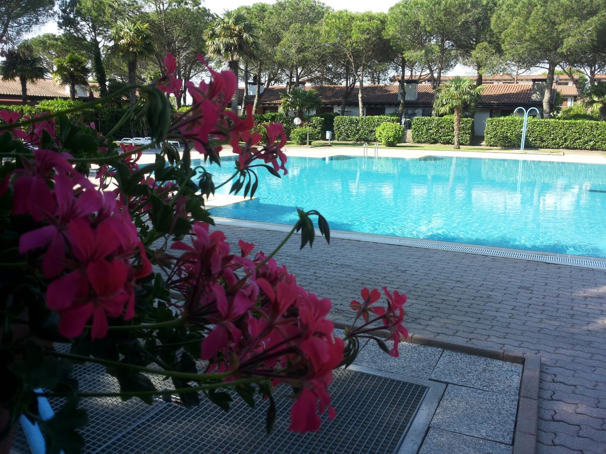 Villetta Corte Grande Villa Aprilia Marittima Luaran gambar